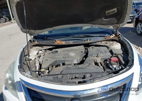 2015 Nissan Altima 2.5/2.5 S/2.5 Sl/2.5 Sv z USA, uszkodzony, nr VIN 1N4AL3APXFN361522